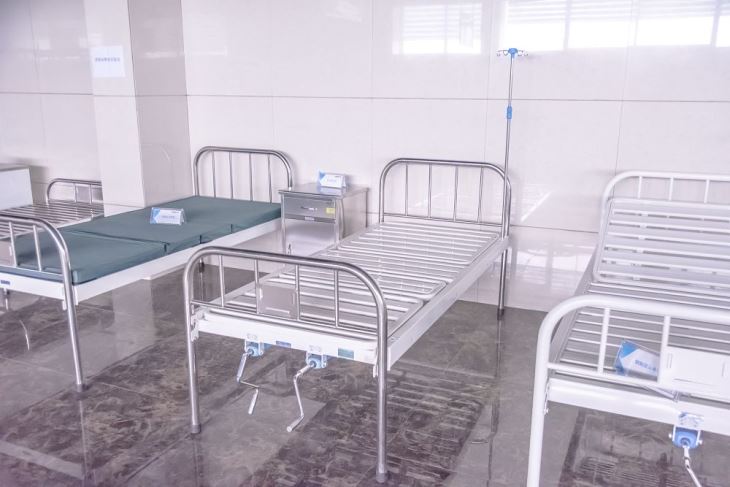 Stainless Steel Hospital Bed